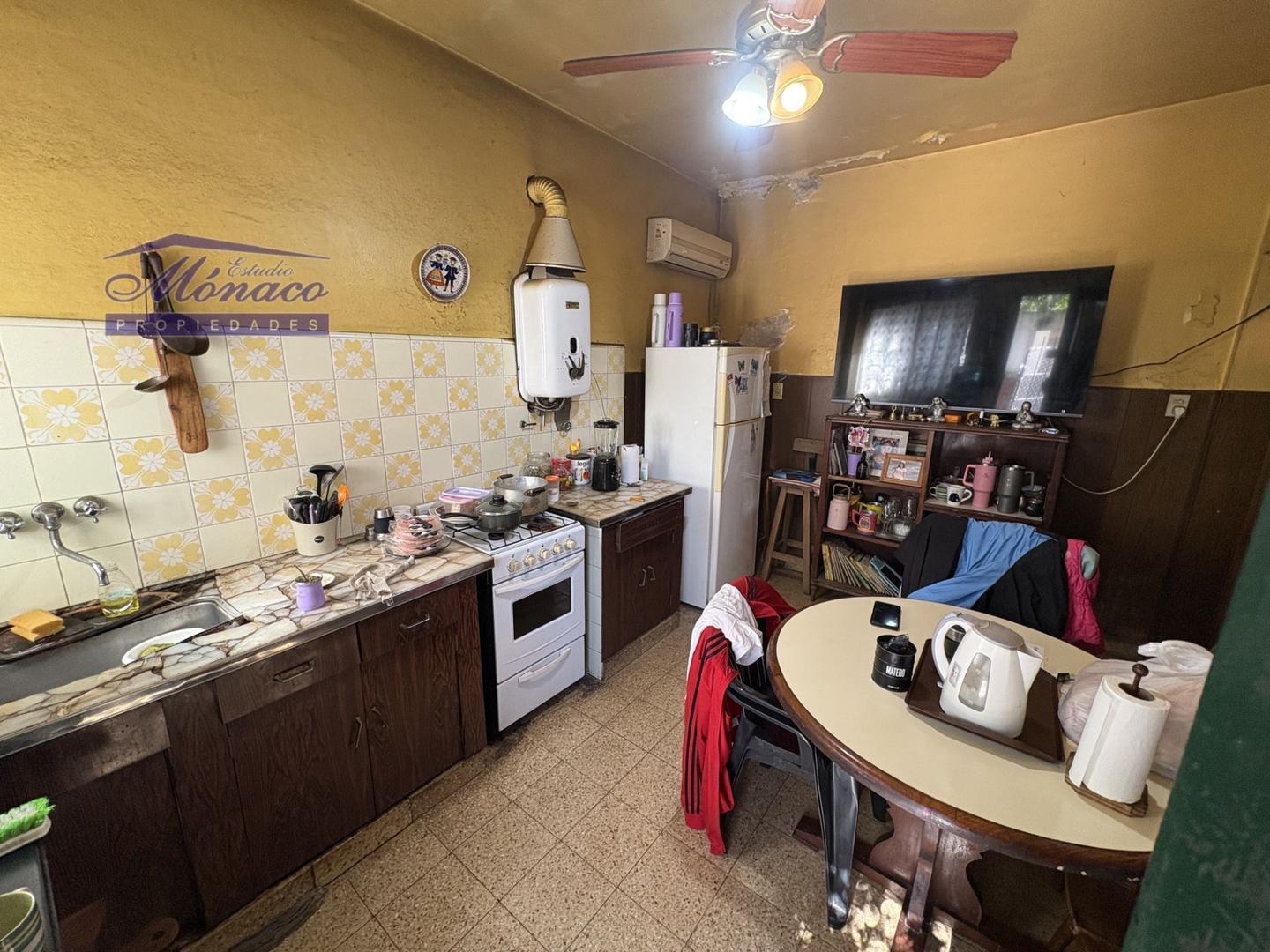 Foto de lote 8.50 x 17 con 2 viviendas., imagen 2