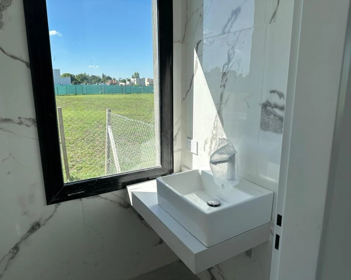 Foto de Casa en Venta en Pilar del Este, Barrio santa Elisa, Pilar, imagen 2