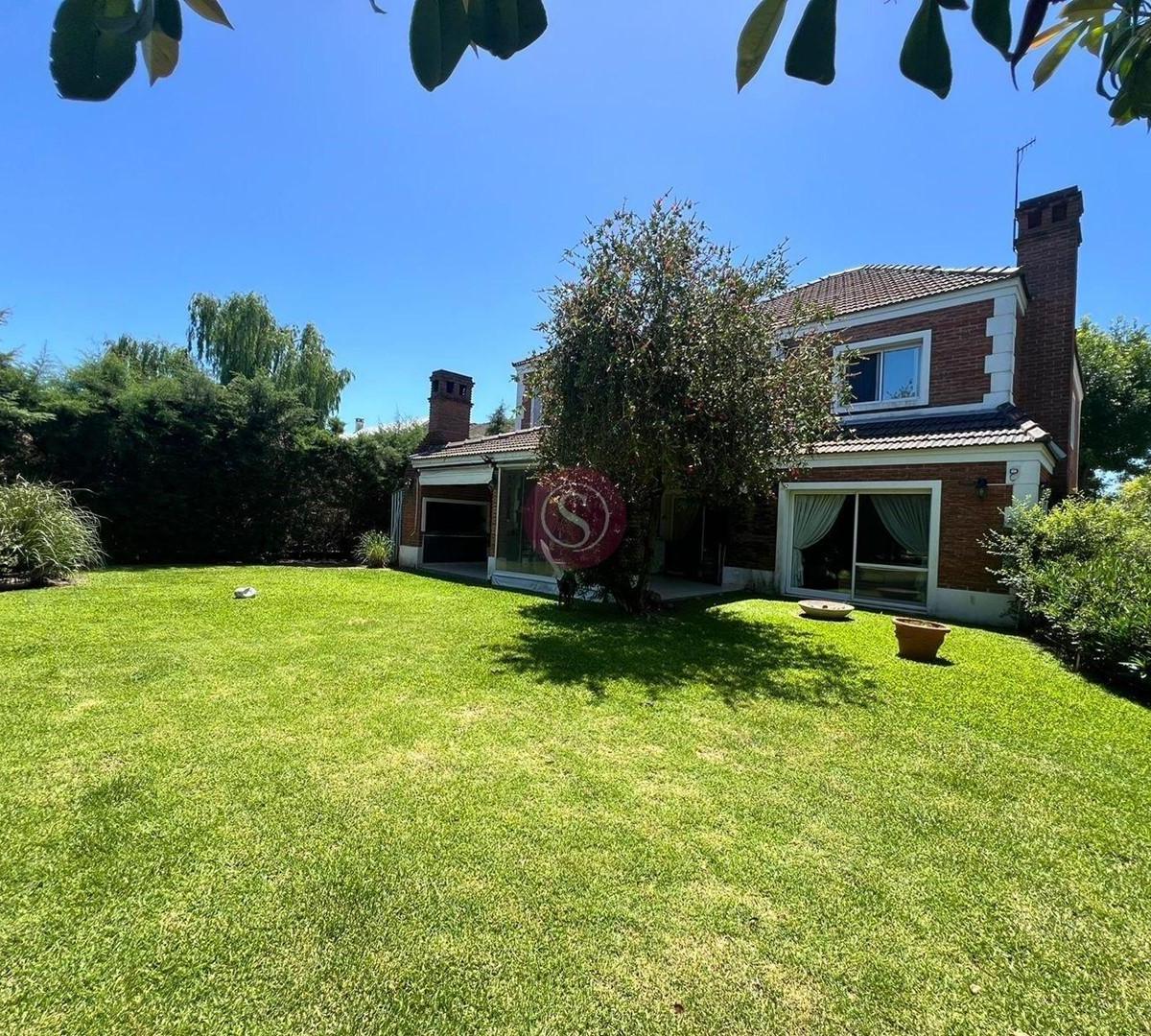 Casa en Venta en Bermudas, Pilar, G. B. a. Zona Norte 4