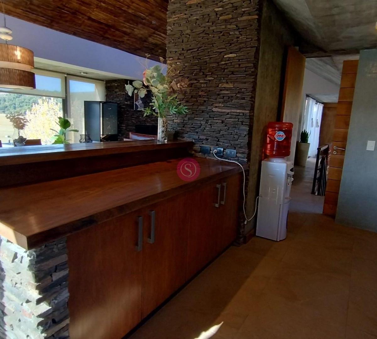 Casa en Venta en Centro, San Martin de Los Andes, Patagonia 3