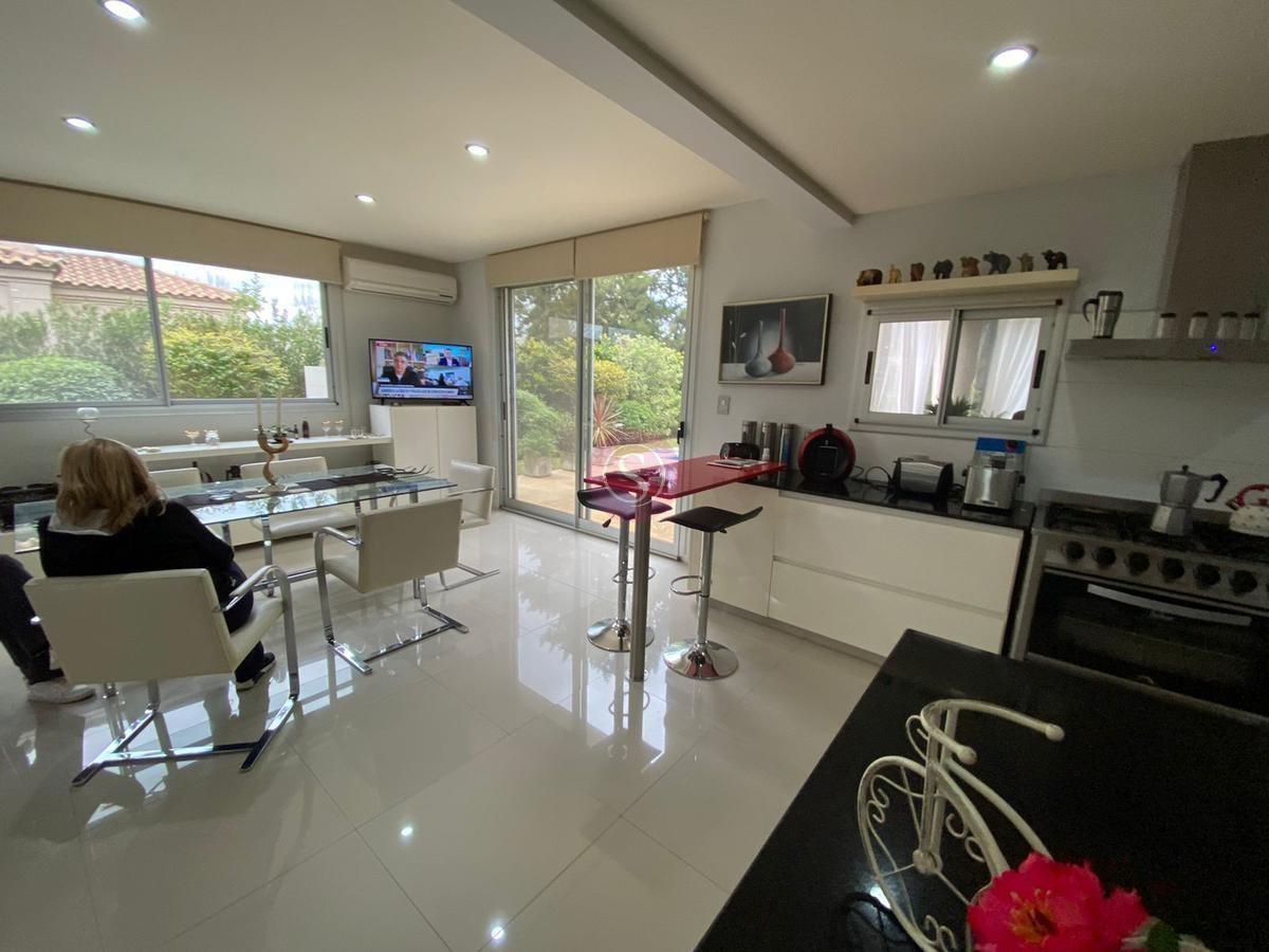 Foto de Casa en Venta en Los Jazmines, Pilar del Este, Pilar, imagen 3