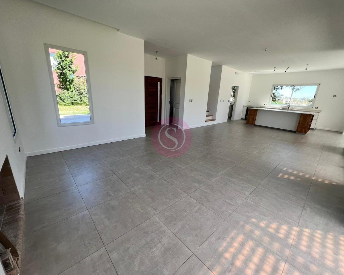 Casa en Venta en Santa Guadalupe, Pilar del Este, Pilar