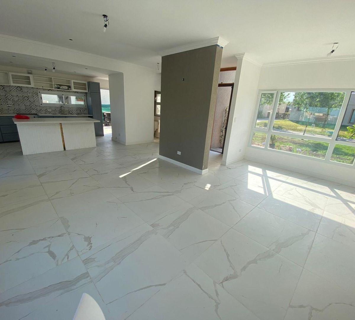 Foto de Casa en Venta en San Eduardo, Pilar del Este, Pilar, imagen 2