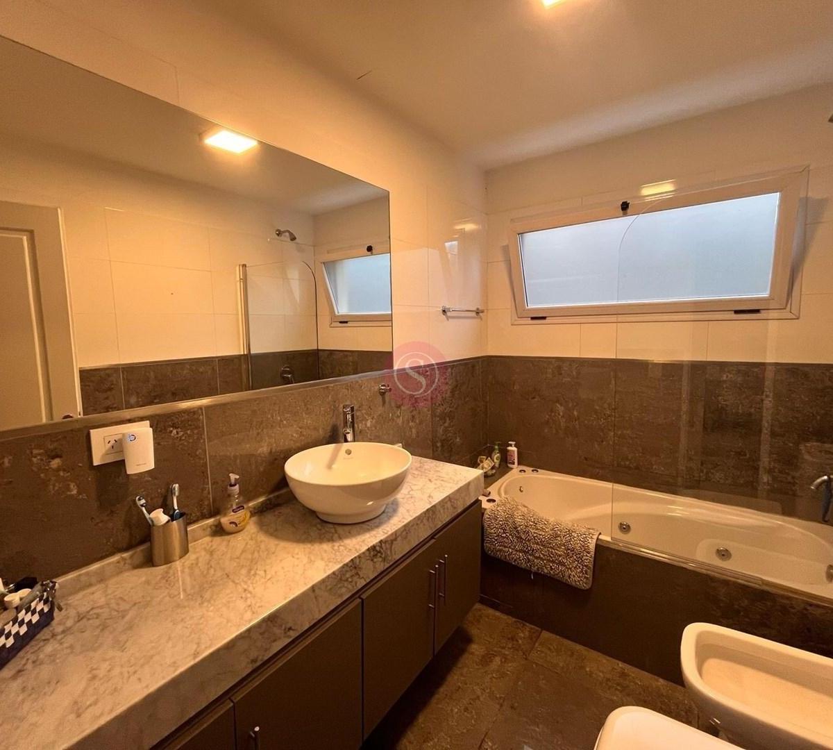 Foto de Casa en Venta en Santa Guadalupe, Pilar del Este, Pilar, imagen 3