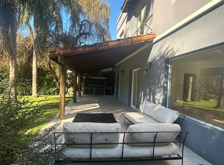 Casa Chalet  en Venta en El Portillo, Pilar, G.B.A. Zona Norte 5
