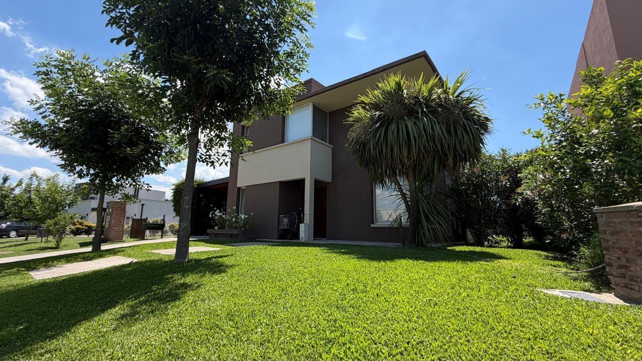Casa en Venta en San Ramiro, Pilar del Este, Pilar