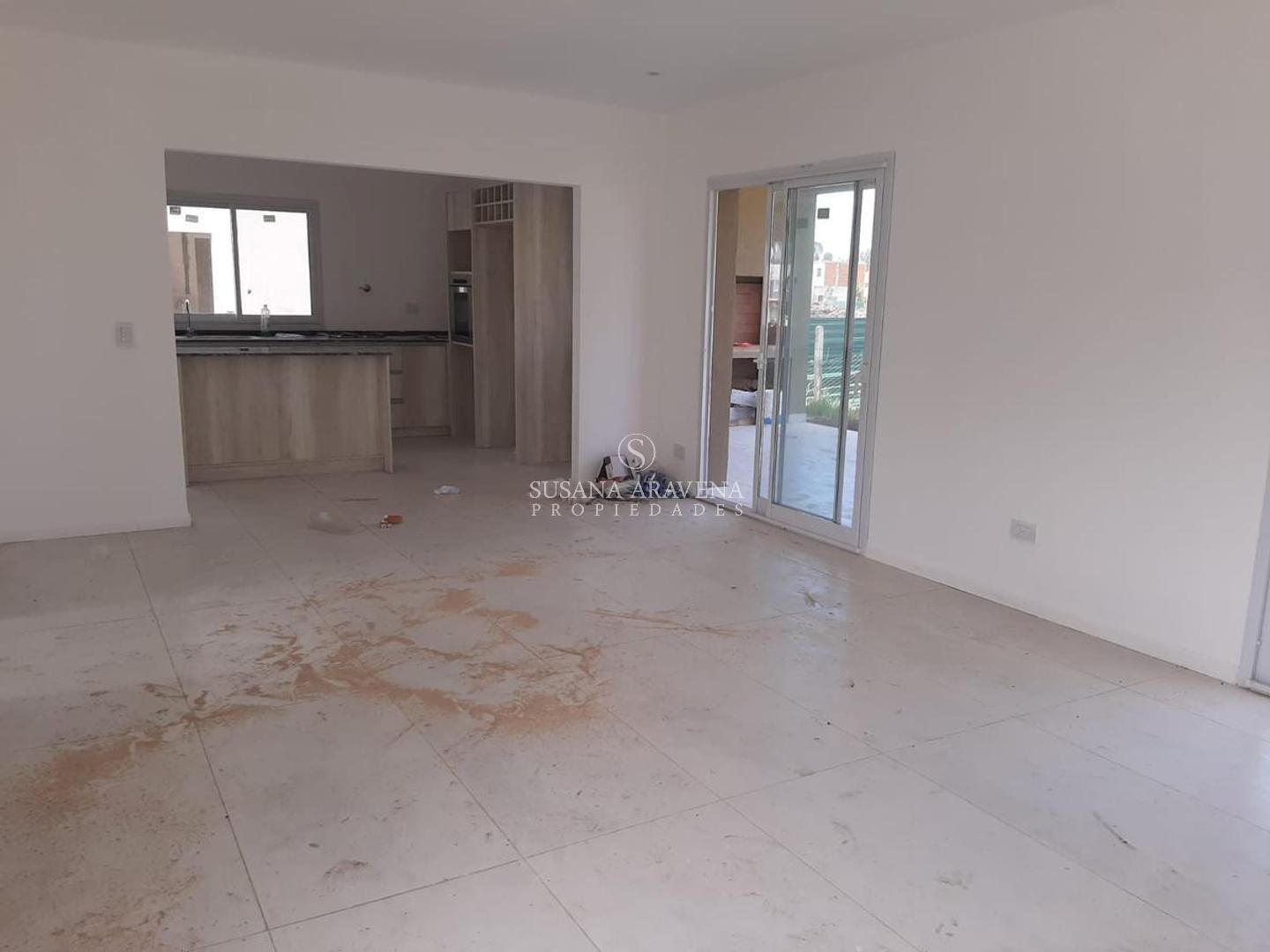Foto de Casa en Venta en Santa Lucia, Pilar del Este, Pilar, imagen 2