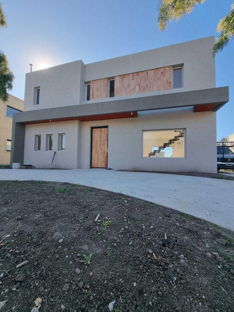 Casa en Venta en San Ramón, Pilar del Este, Pilar
