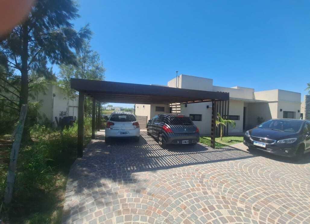 Casa Chalet  en Alq. Temporario en San Sebastian, Escobar, G.B.A. Zona Norte