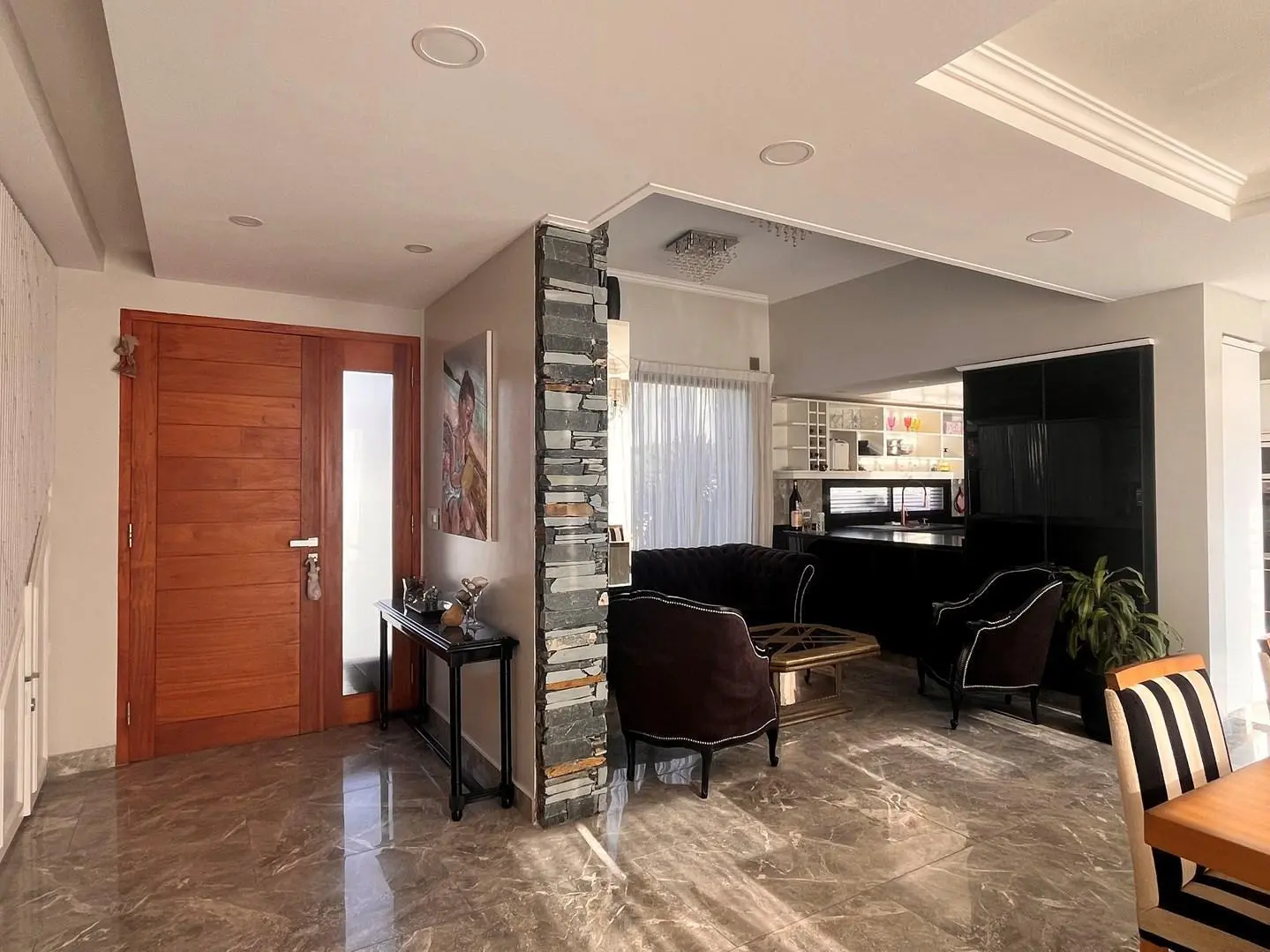 Casa Chalet  en Venta en Santa Guadalupe, Pilar del Este, Pilar 3