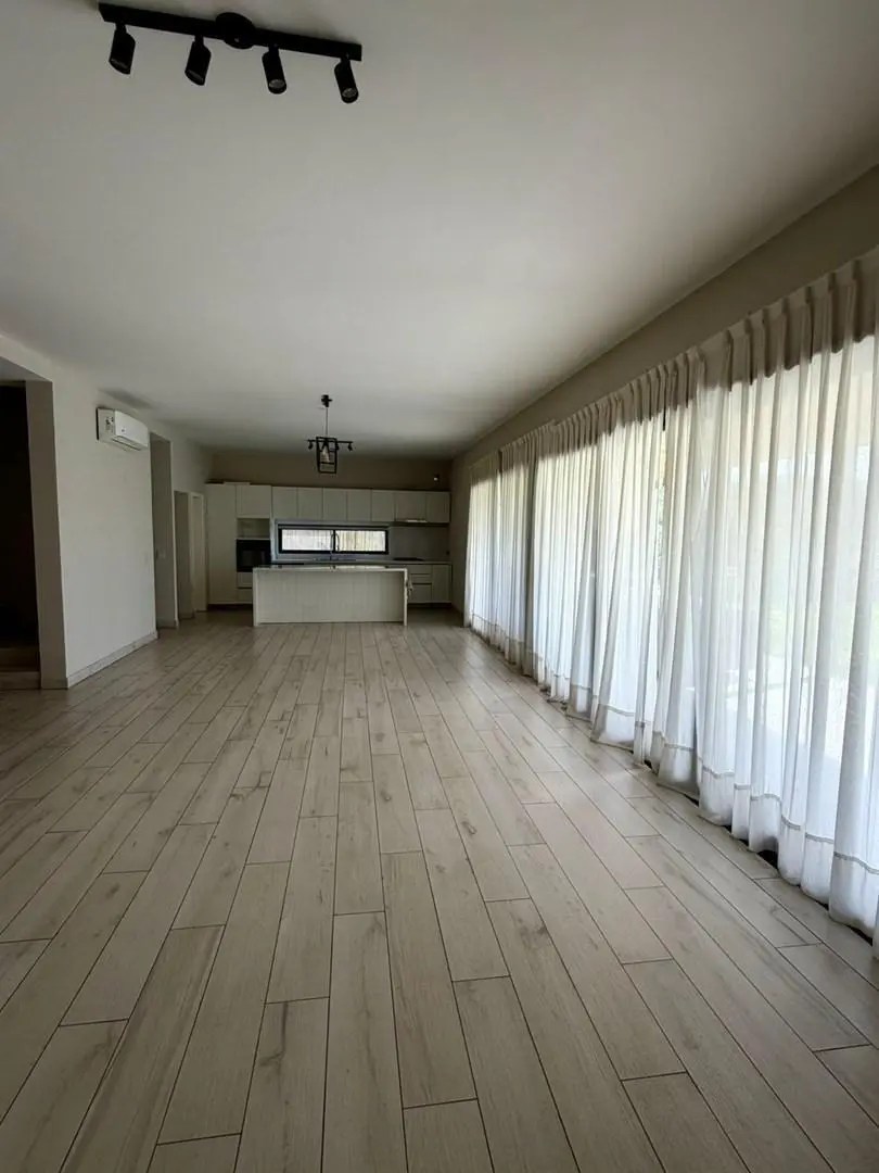 Casa  en Venta en Santa Guadalupe, Pilar del Este, Pilar 3