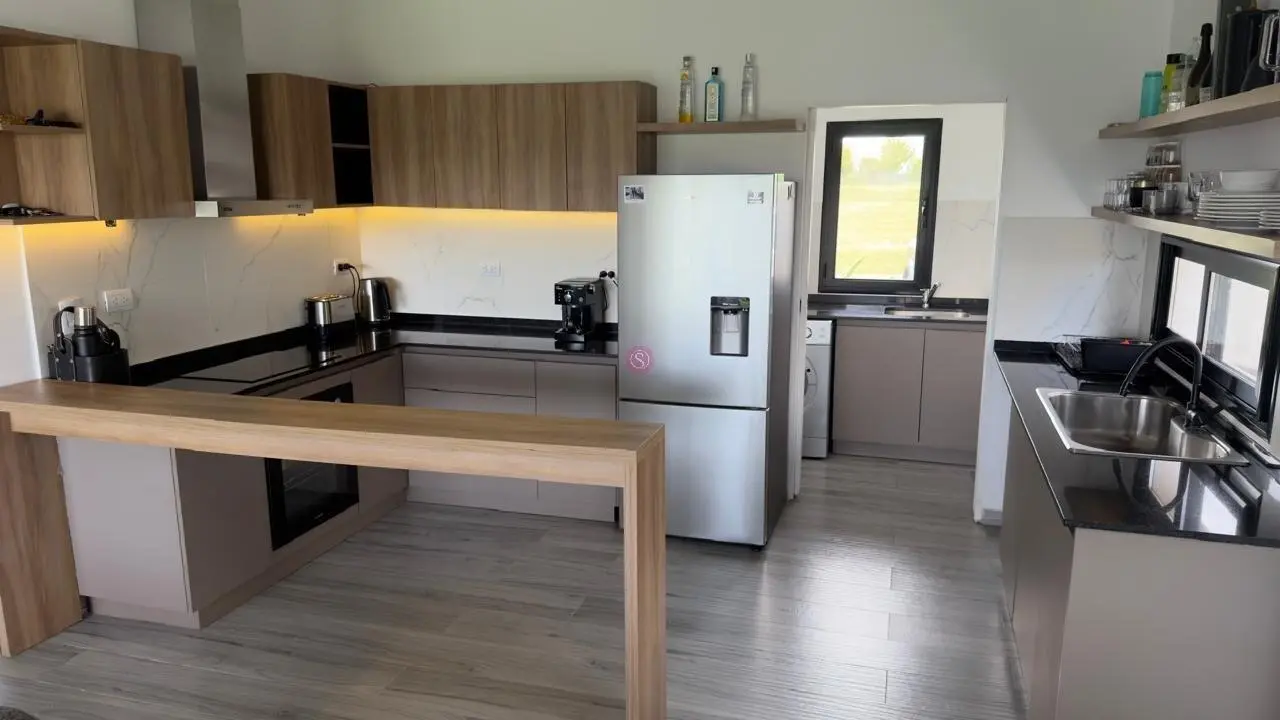 Casa en Venta en San Ramiro, Pilar del Este, Pilar 5