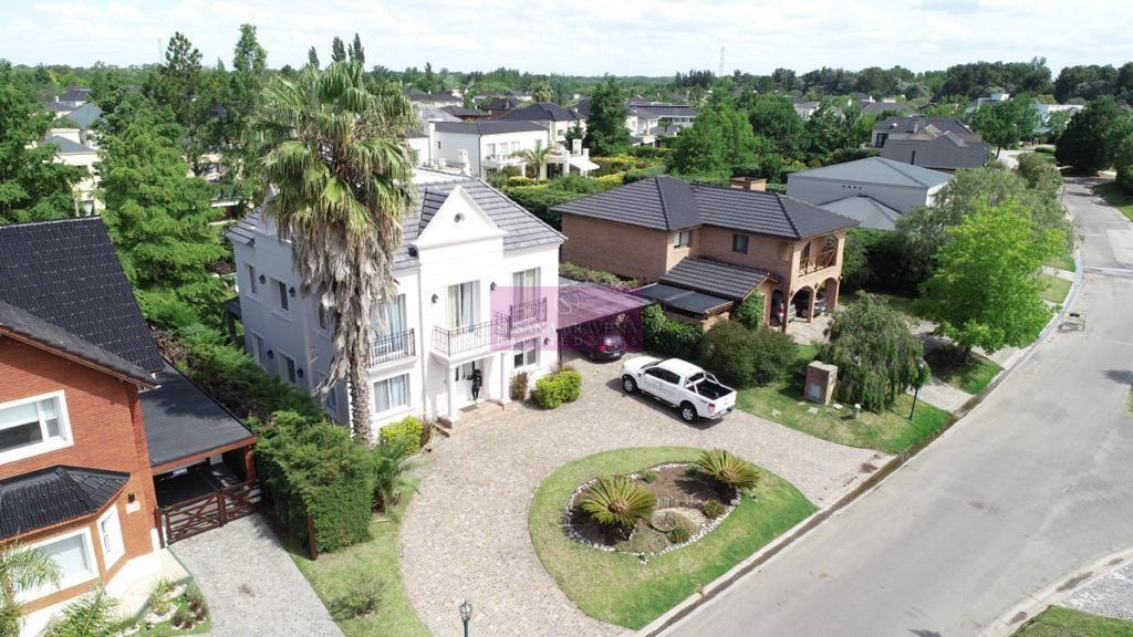 Casa  en Alquiler en Barrio Septiembre, Escobar, G.B.A. Zona Norte