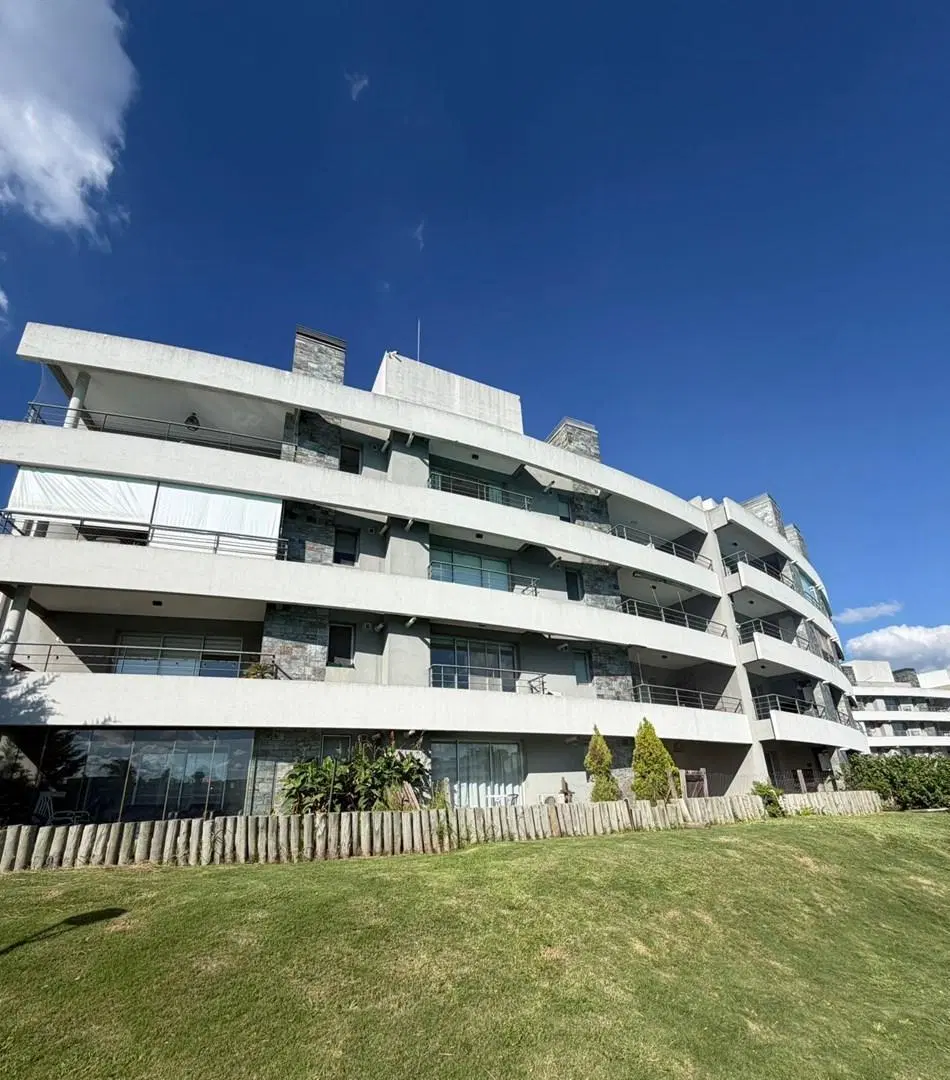 Departamento Monoambiente  en Alquiler en Lagoon Pilar, Pilar, G.B.A. Zona Norte 4