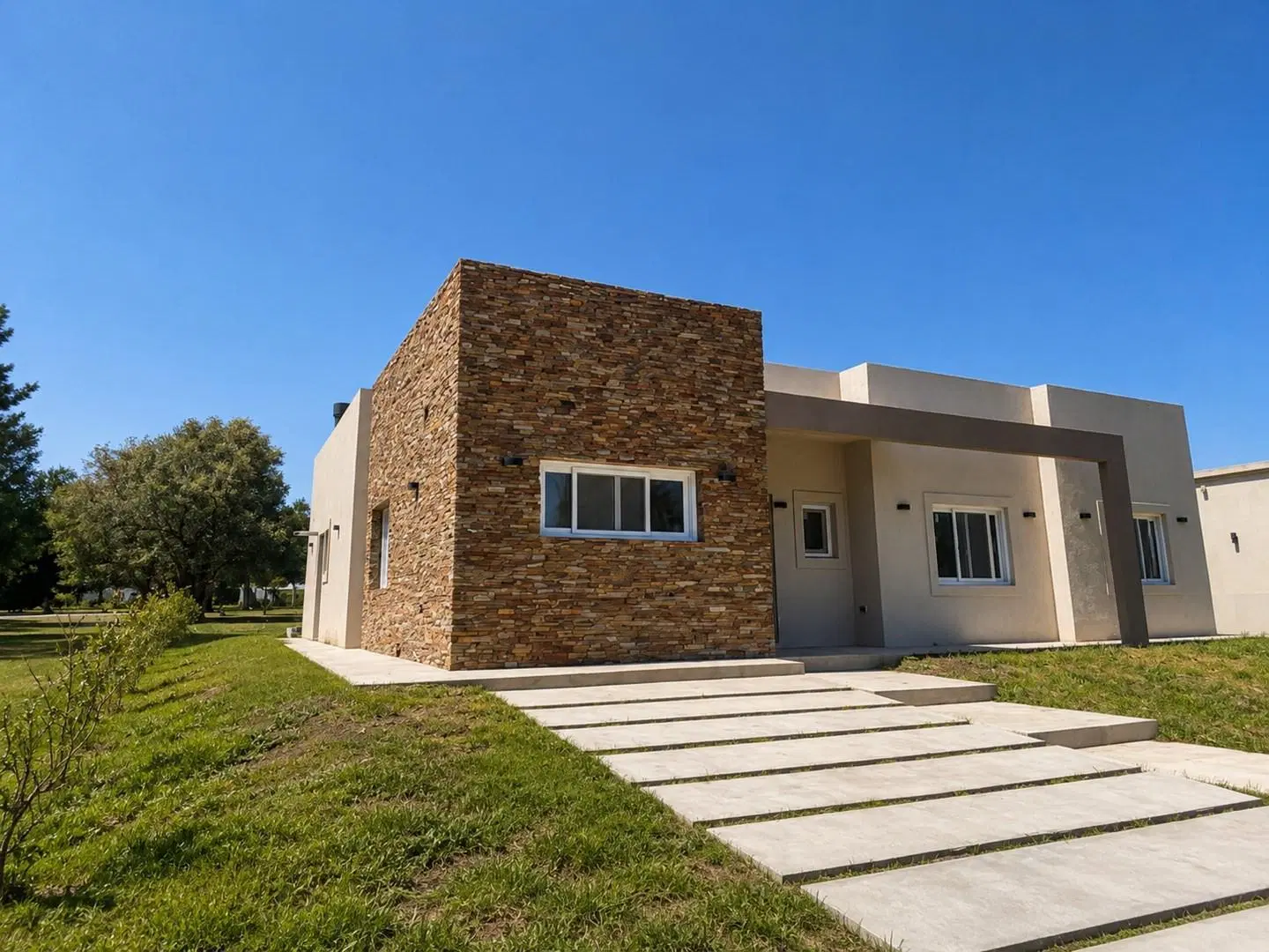 Casa en Venta en Casuarinas del Pilar, Zelaya, Pilar 2