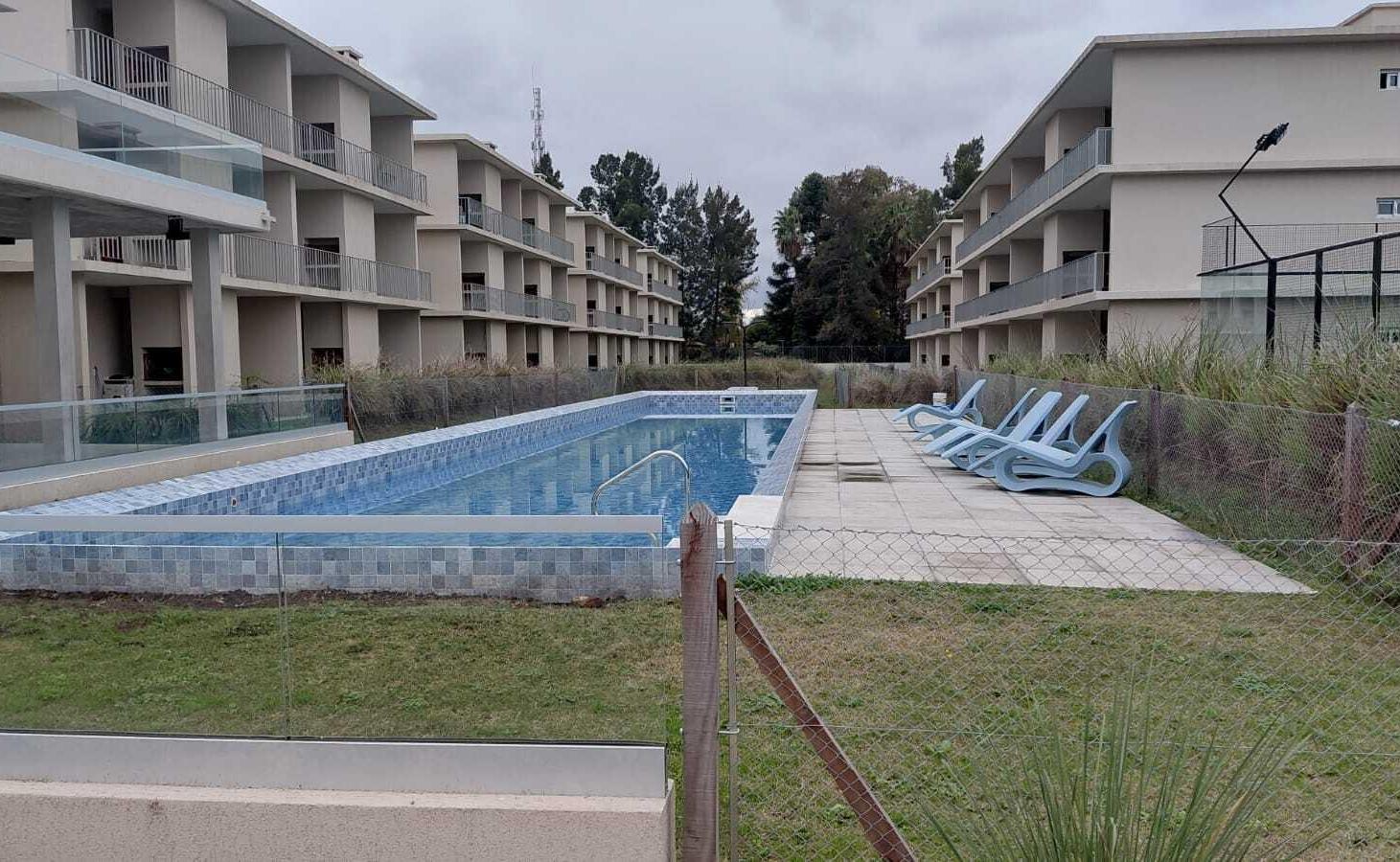 Departamento en Venta en Chic Village, La Lonja, Pilar