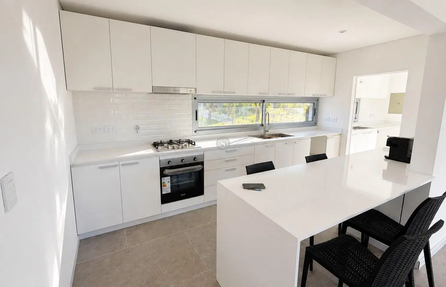 Casa  en Venta en Santa Emilia, Pilar del Este, Pilar 3