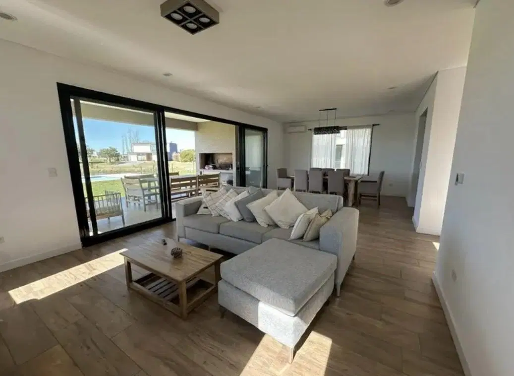 Casa  en Venta en El Cantón, Escobar, G.B.A. Zona Norte 4