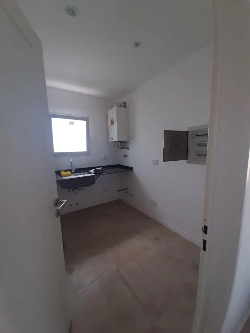Casa  en Venta en Santa Lucia, Pilar del Este, Pilar 4