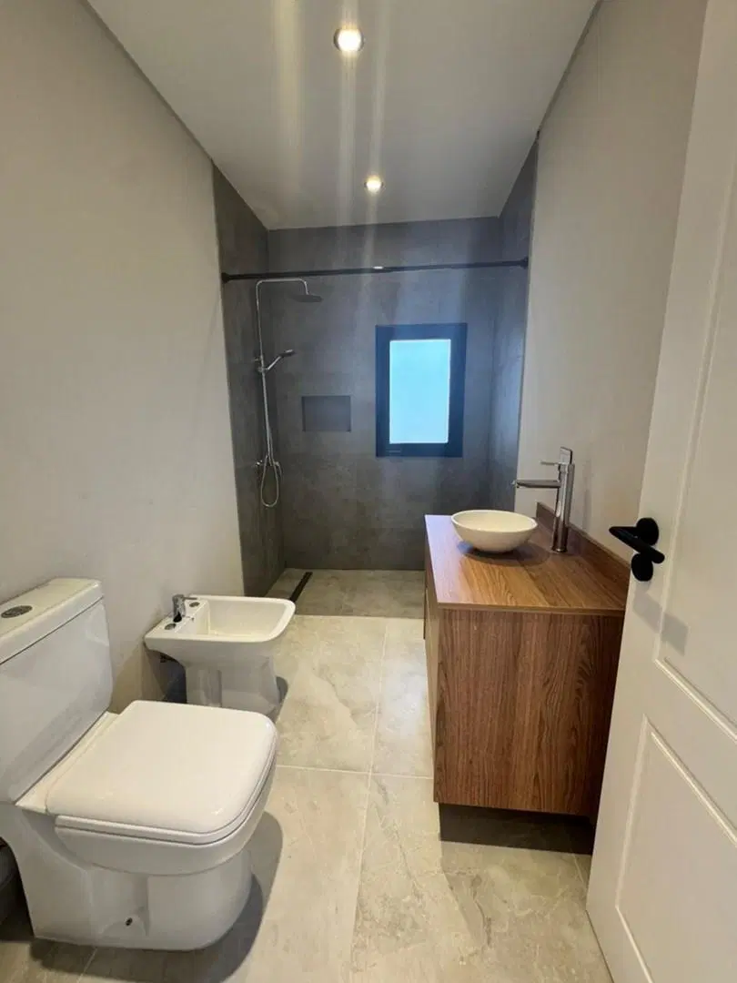 Casa  en Venta en Barrio Santa Elisa, Pilar del Este 4