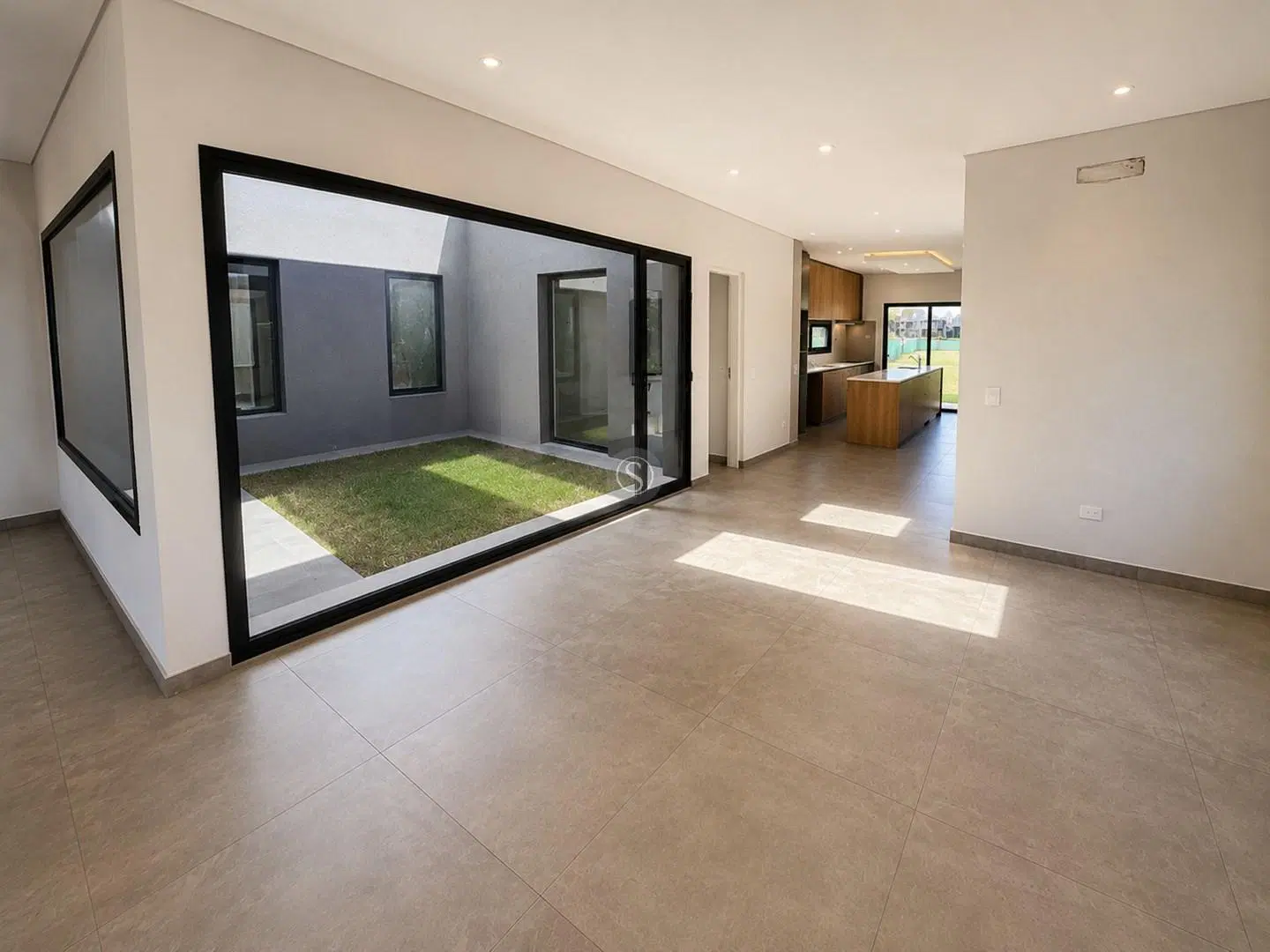 Casa  en Venta en Barrio Santa Sofía, Pilar del Este, Pilar 2