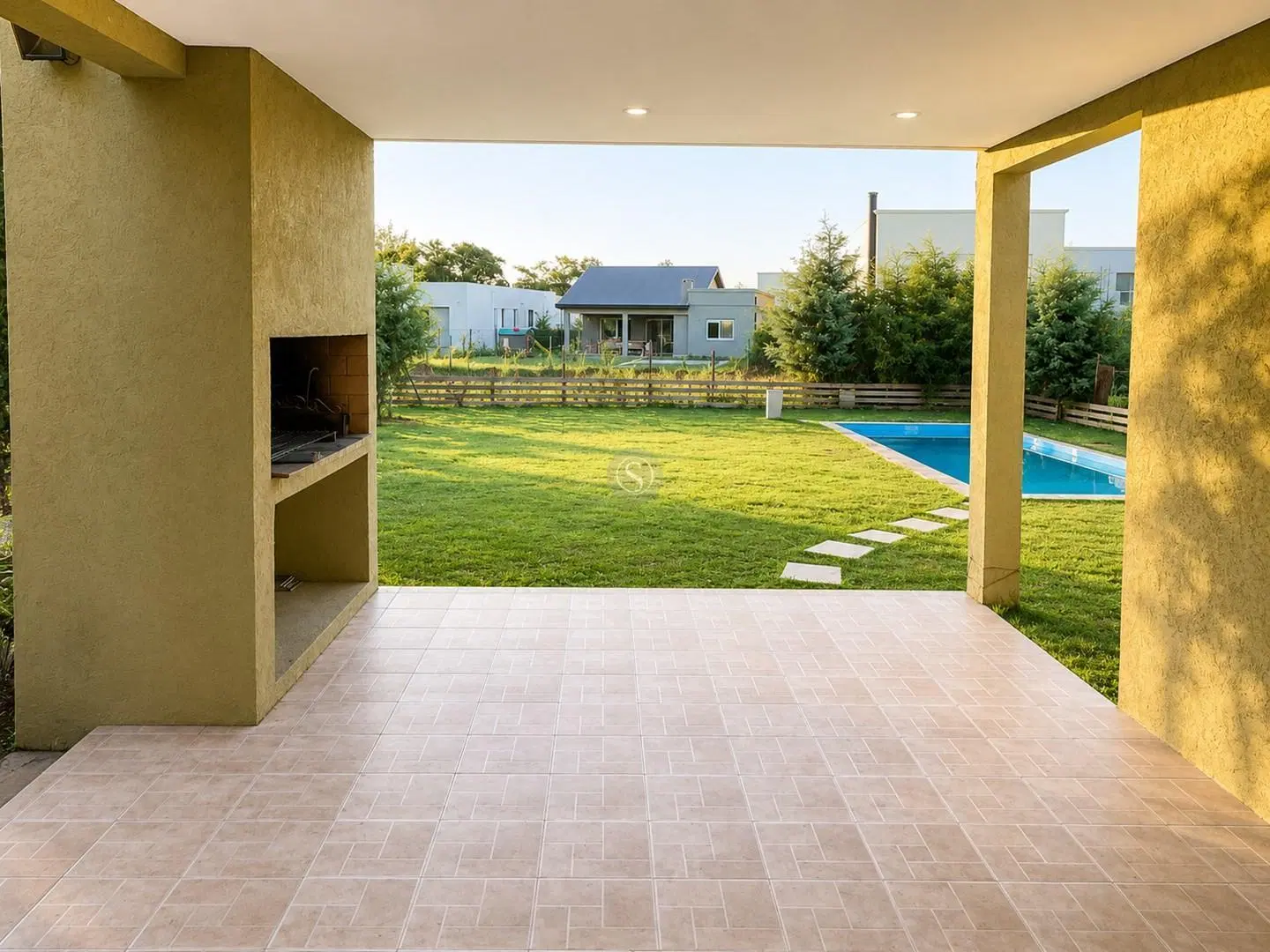 Casa en Alquiler en Barrio Santa Elena, Pilar del Este, Pilar 4