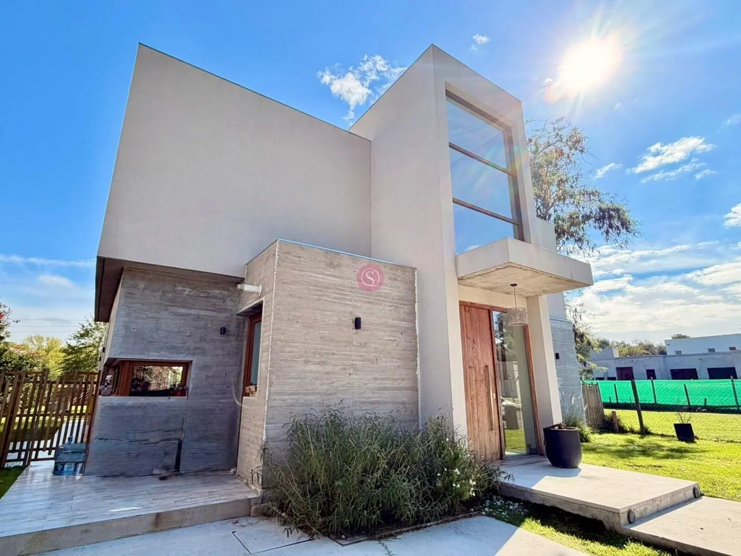 Casa  en Alquiler en Santa Guadalupe, Pilar del Este, Pilar 2