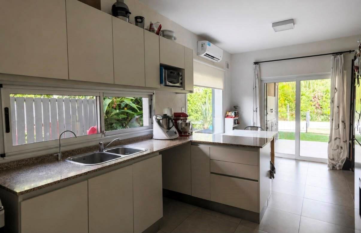 Foto de Casa en Venta en Ayres Plaza, Pilar, G.B.A. Zona Norte, imagen 3