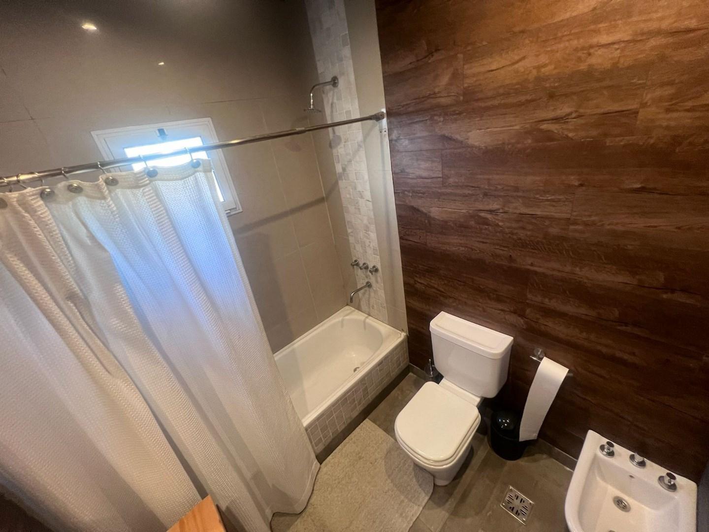 Foto de Casa en Venta en Roble Joven, Pilar, G.B.A. Zona Norte, imagen 3