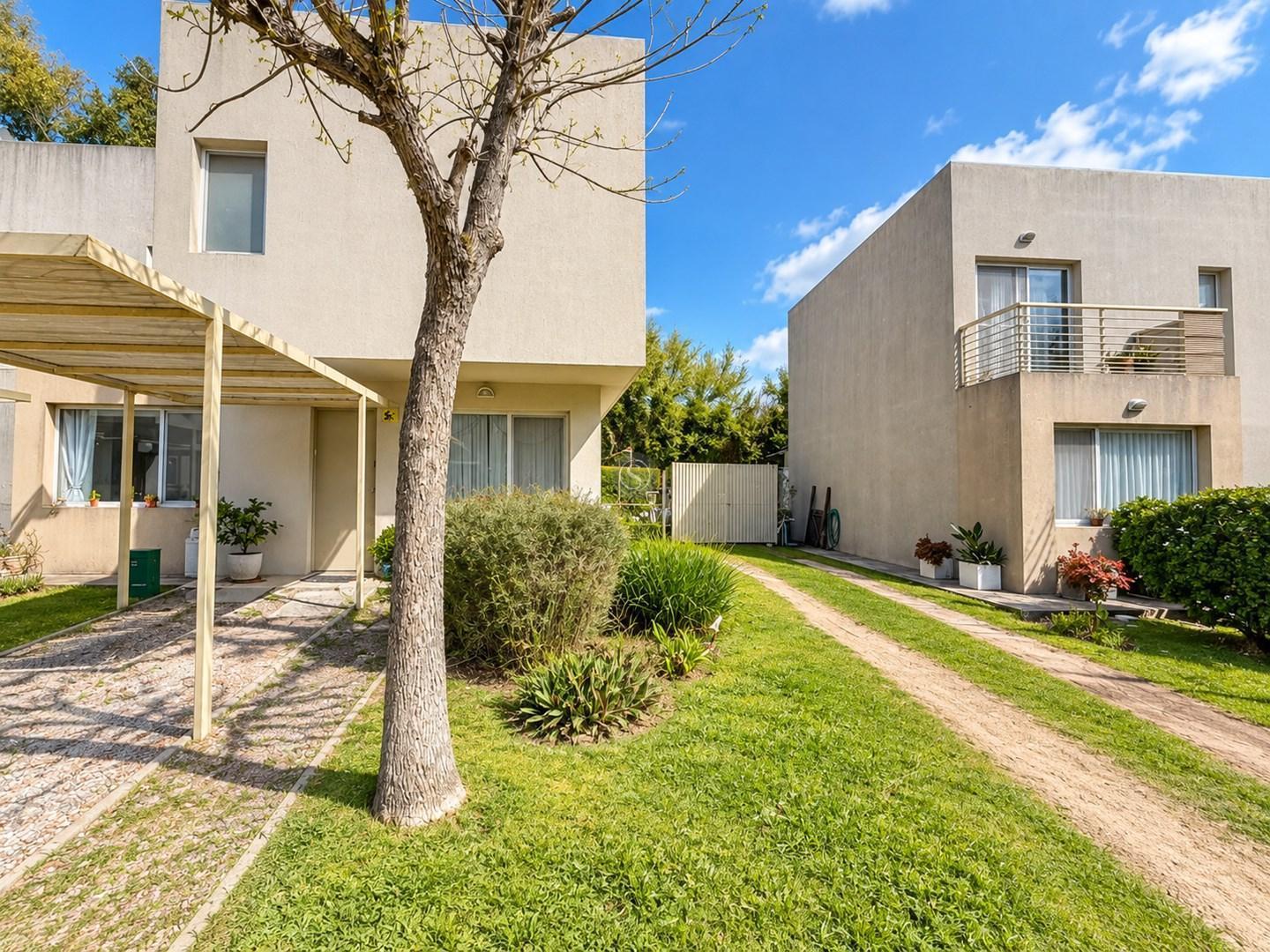 Foto de Departamento Dúplex 4 Amb en Venta en HI 42.5, Pilar, imagen 2
