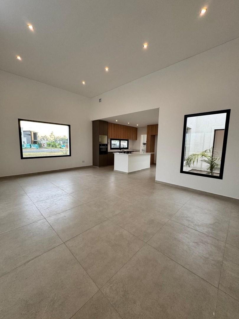 Foto de Casa en Venta en Santa Elisa, Pilar del Este, Pilar, imagen 2