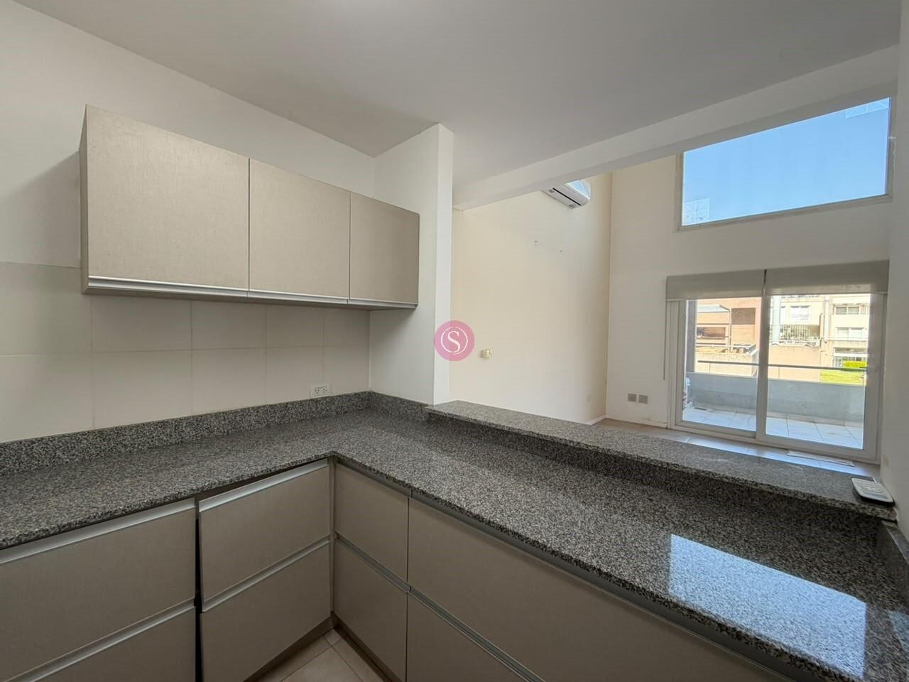 Foto de Departamento Dúplex en Alquiler en Harmony, Pilar, imagen 3