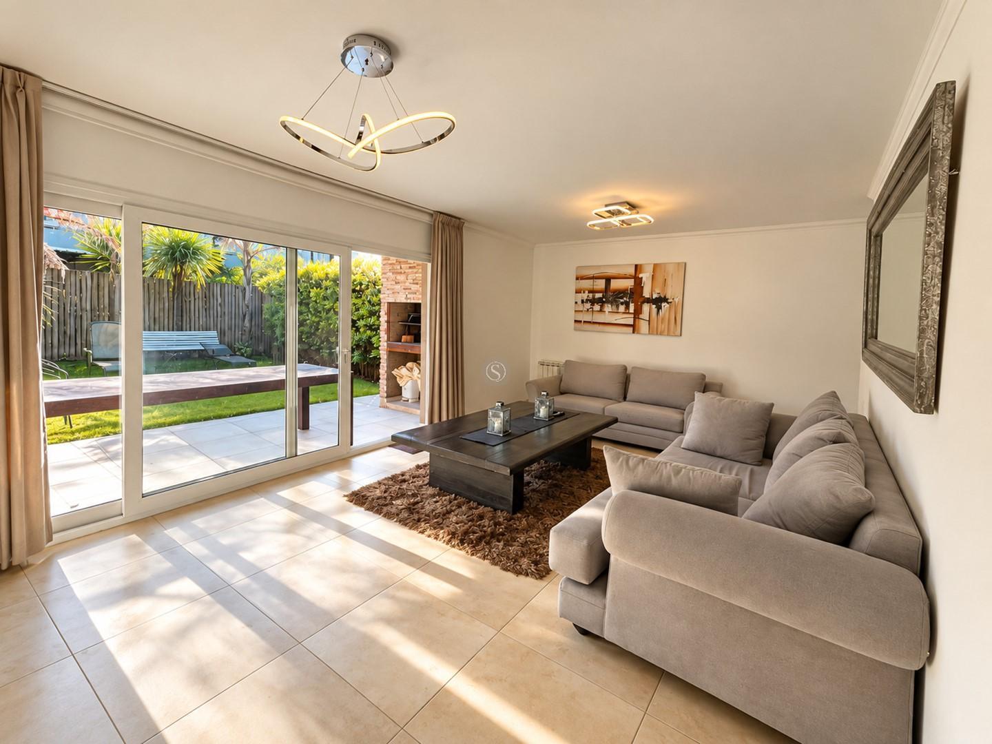 Foto de Casa Dúplex en Venta en Lagoon Pilar, Pilar, G.B.A. Zona Norte, imagen 2