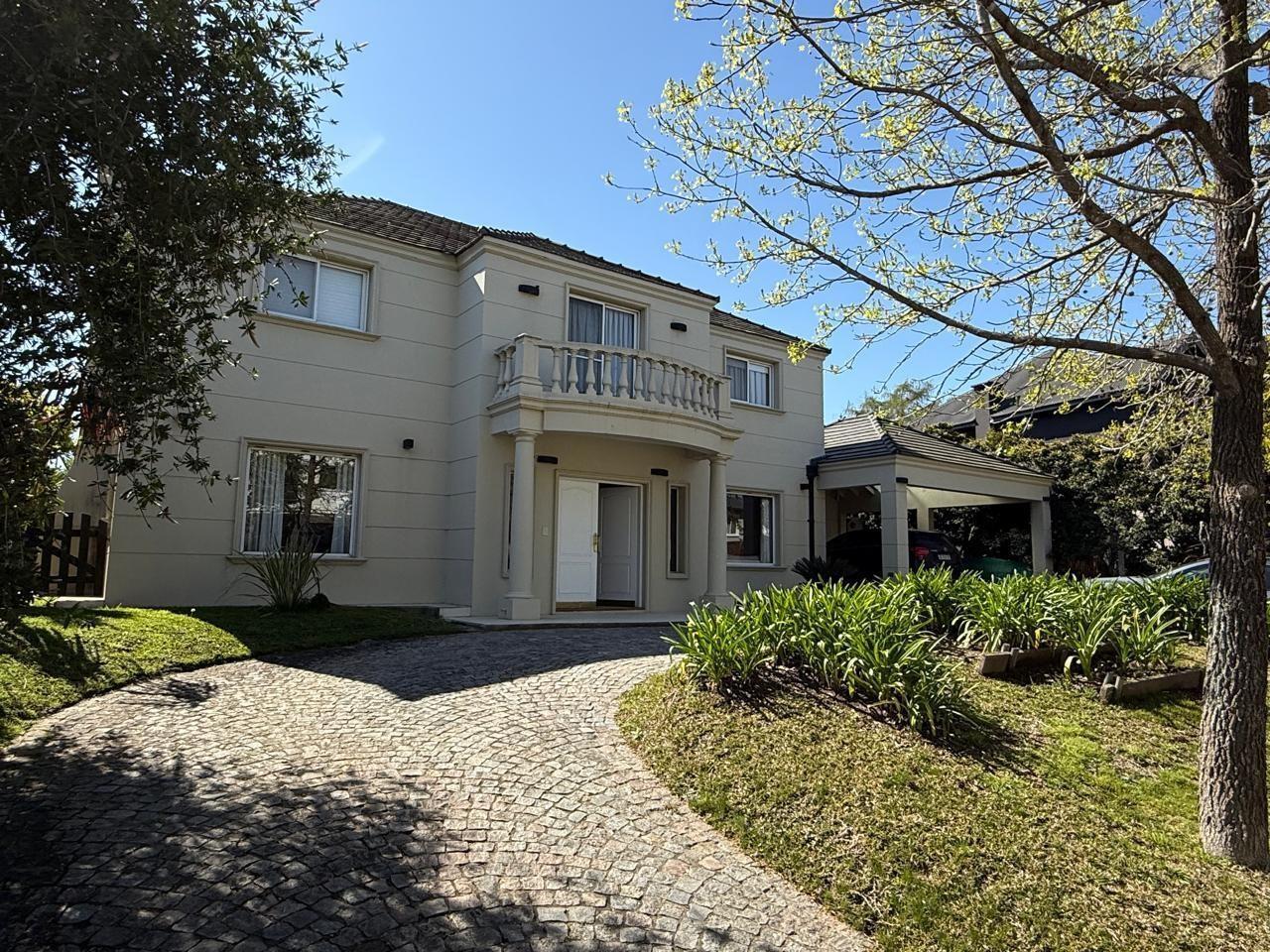 Foto de Casa en Venta en Septiembre, Escobar, G.B.A. Zona Norte, imagen 1