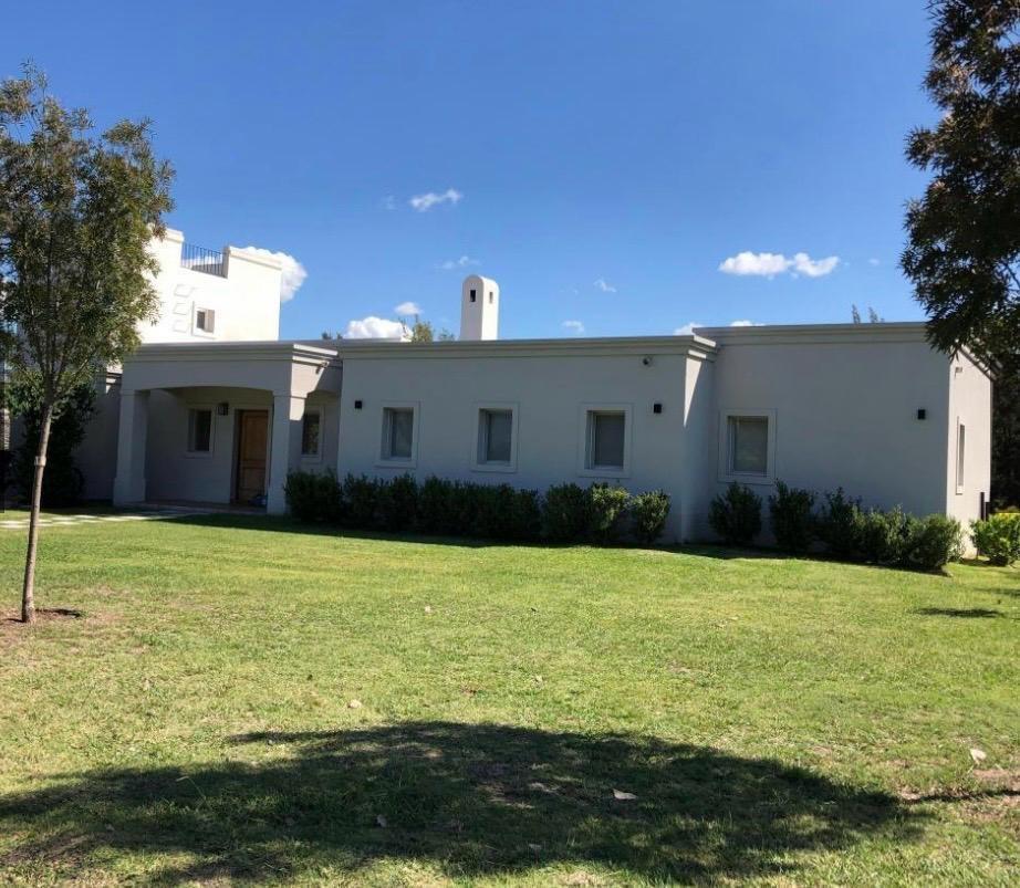 Foto de Casa en Venta en Estancias del Pilar, Pilar, G.B.A. Zona Norte, imagen 1