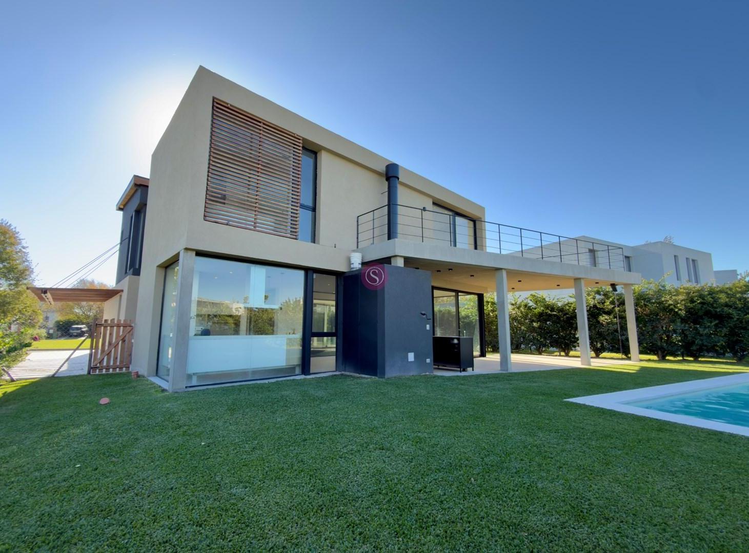 Foto de Casa Chalet en Venta en Ayres Plaza, Pilar, G.B.A. Zona Norte, imagen 2