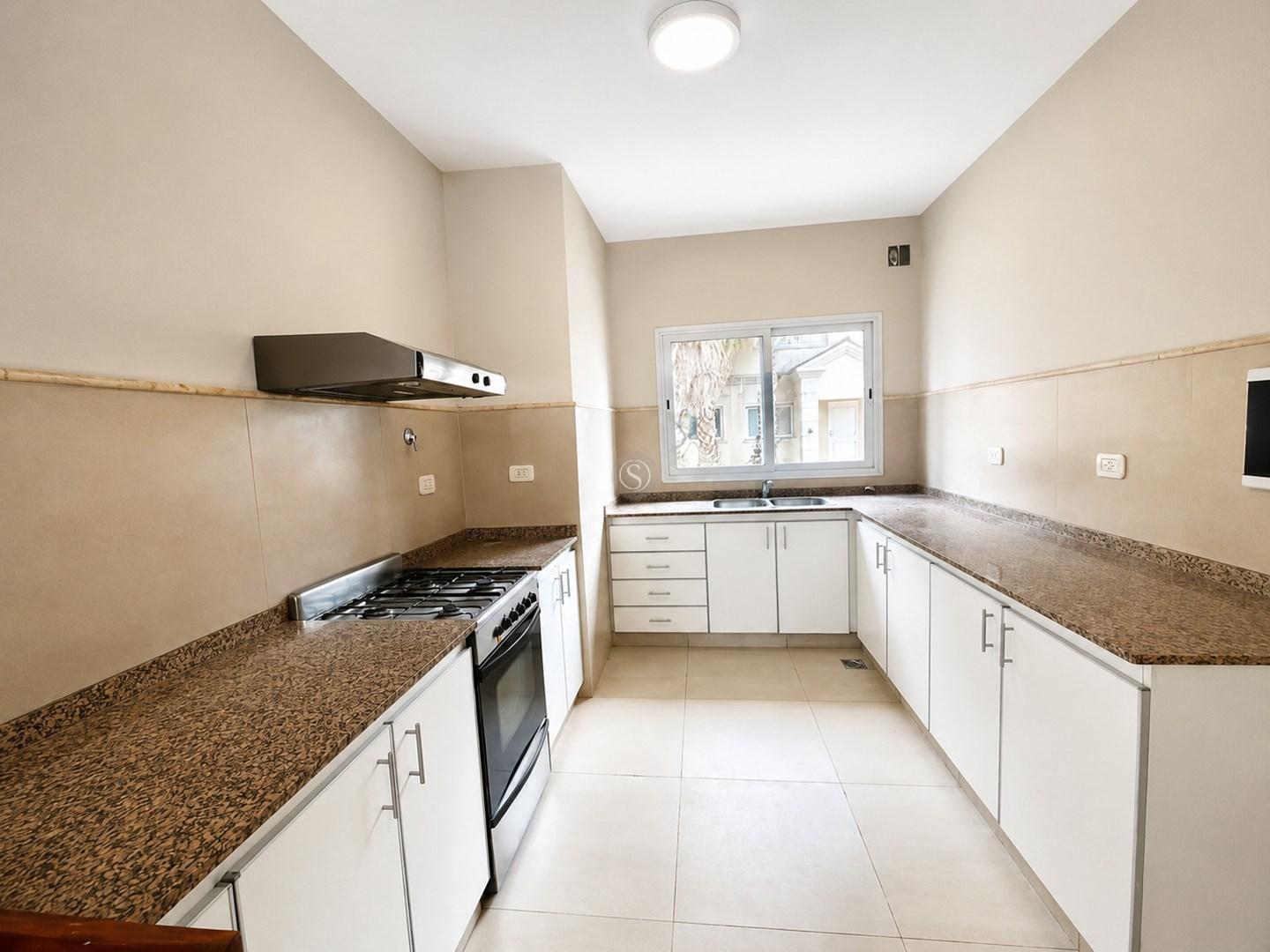 Foto de Casa Dúplex en Alquiler en Boulevard del Sol, Pilar, G.B.A. Zona Norte, imagen 5