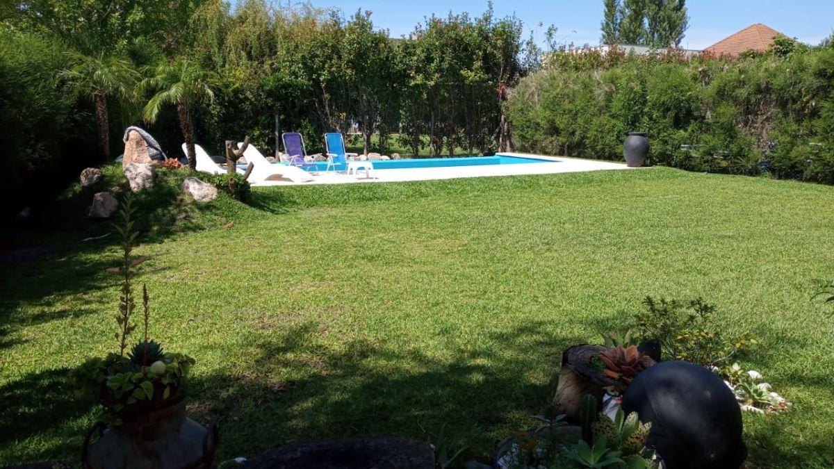 Foto de Muy linda casa sobre lote interno en San Isidro Labrador, Tigre, imagen 3