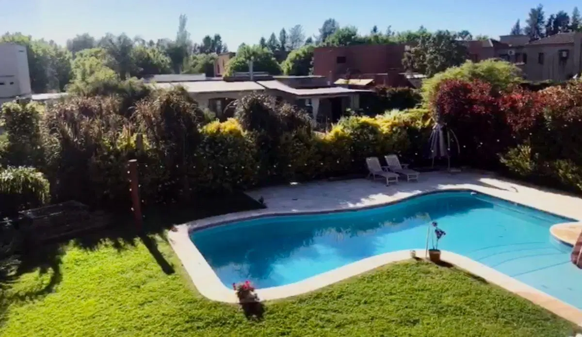 Muy linda casa sobre lote interno en San Isidro Labrador 5