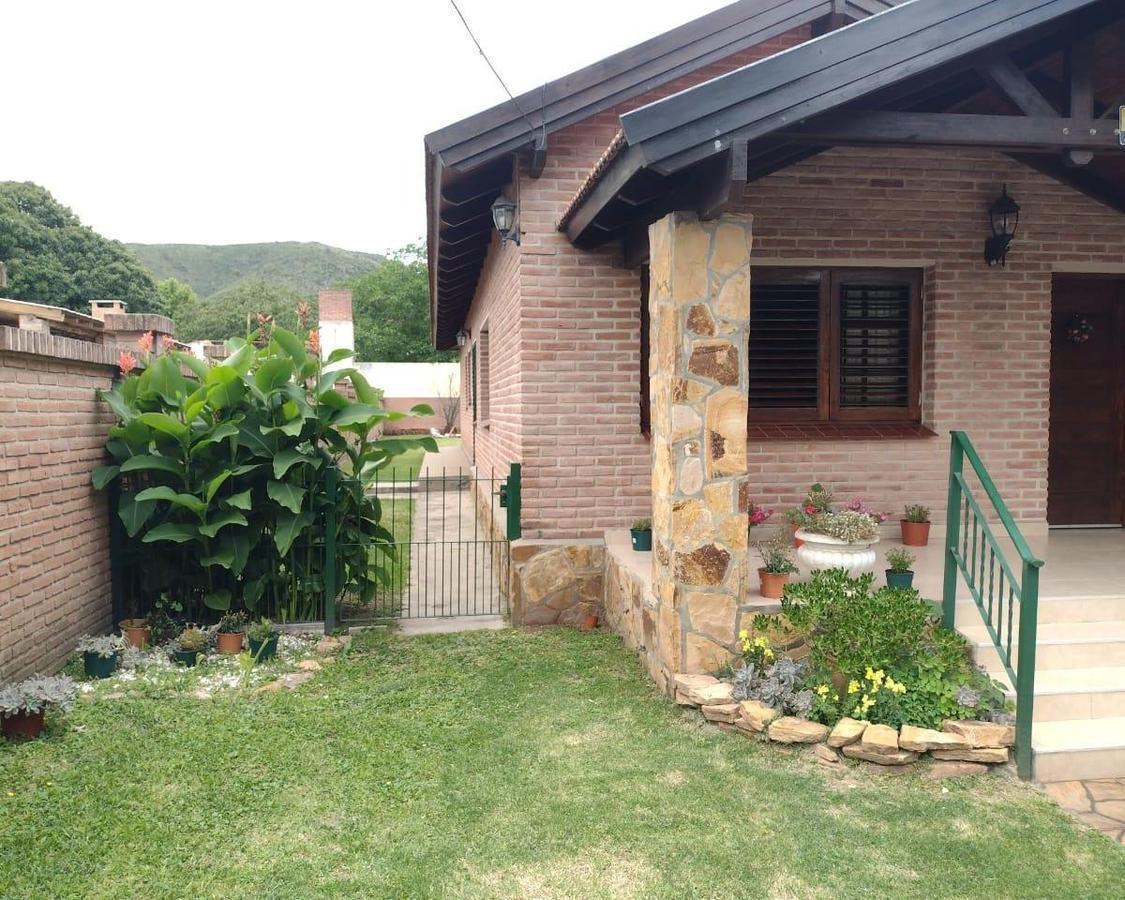 Excepcional Chalet en Venta en La Cumbre Zona Golf 5