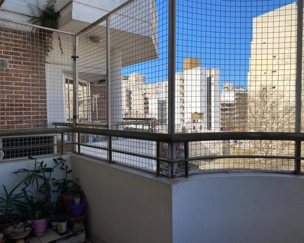 Dto. 3 Amb. en Venta. Balcon Terraza Al Frente. Dos Cocheras 2
