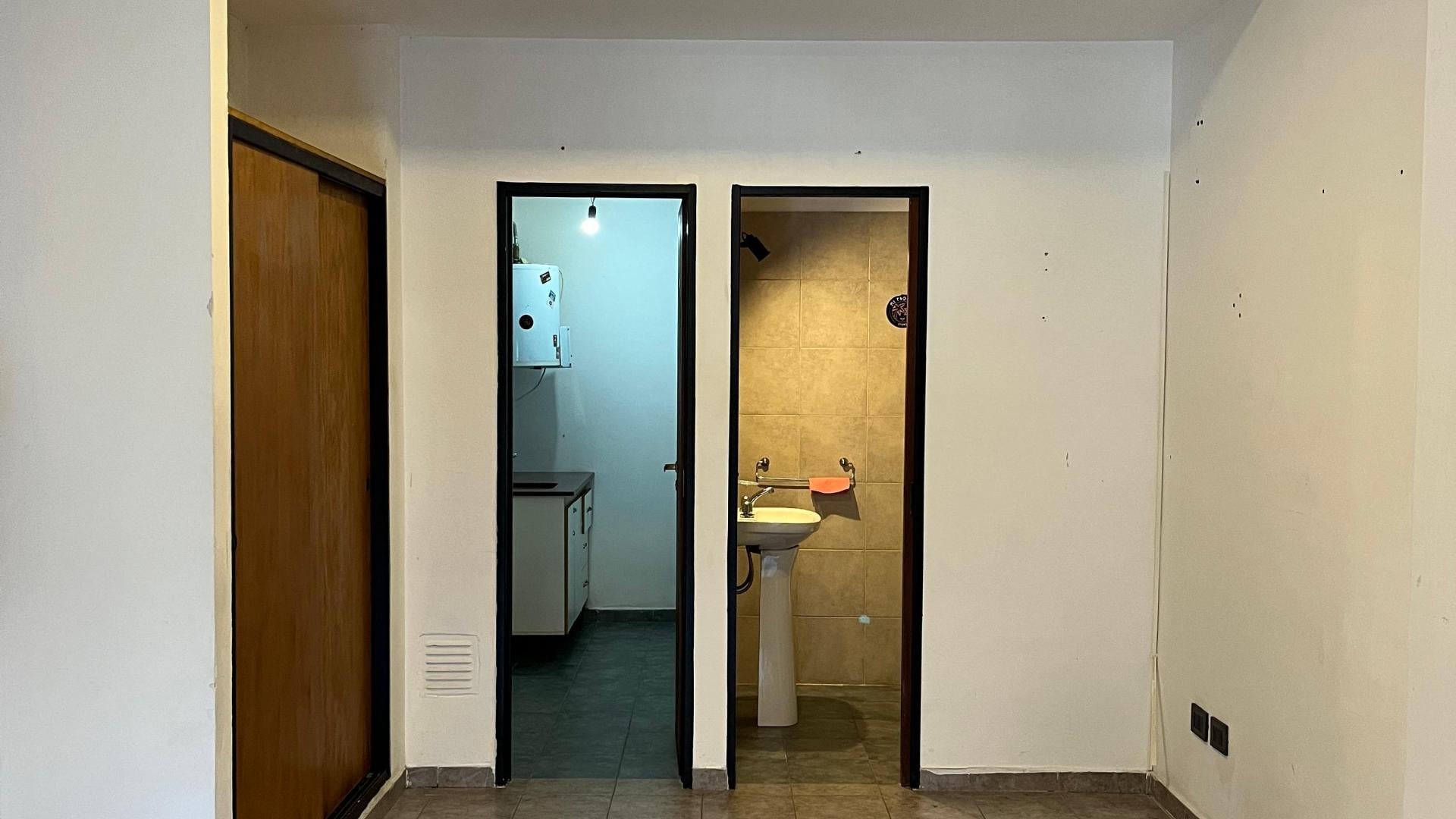 MONOAMBIENTE EN ALQUILER. APTO PROFESIONAL EXCLUSIVAMENTE. SIN EXPENSAS