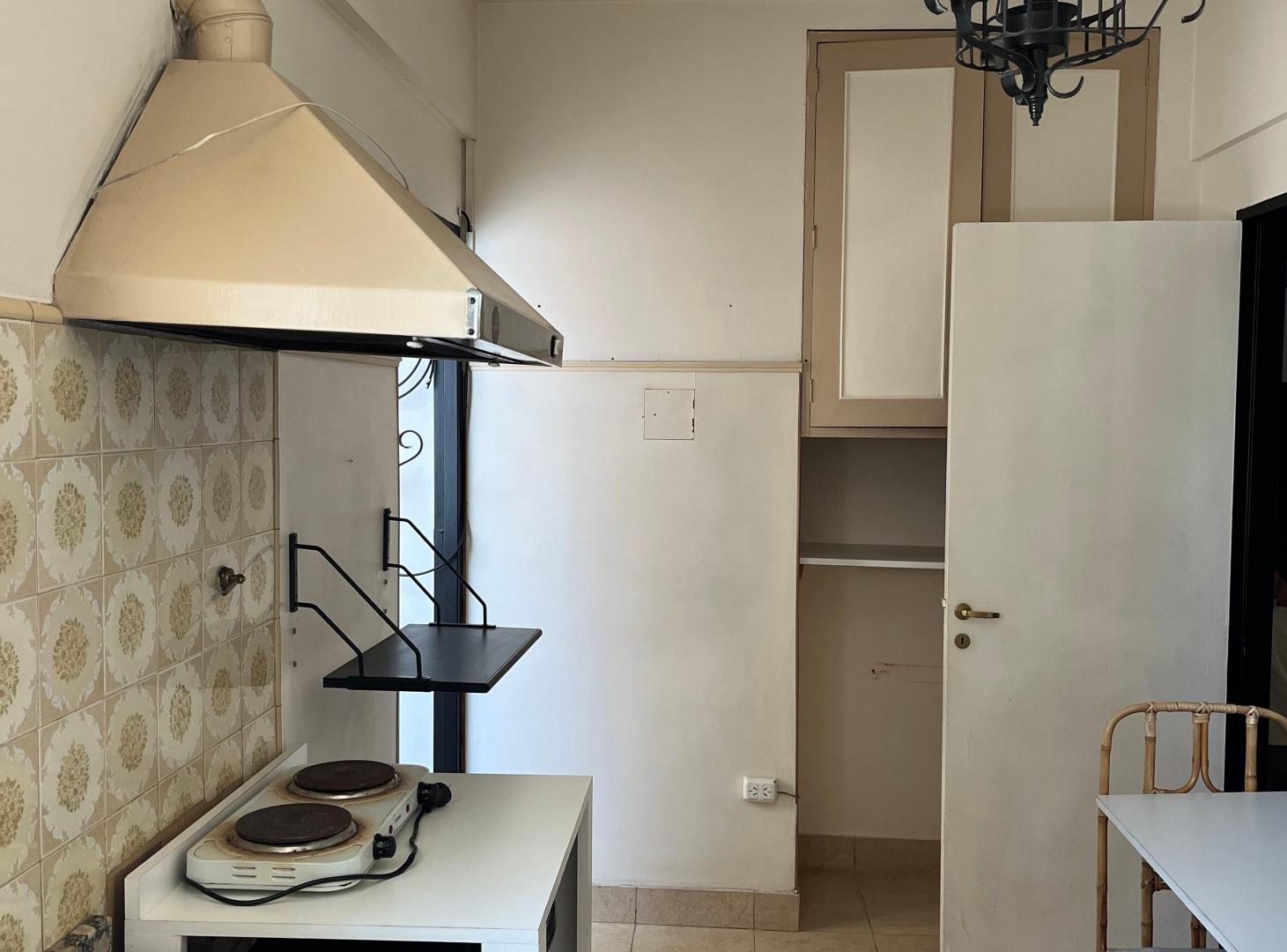 DPTO. 2 AMB. EN VENTA Y ALQUILER. CENTRICO. CON COCHERA INCLUIDA Y BALCON. RAMOS MEJIA
