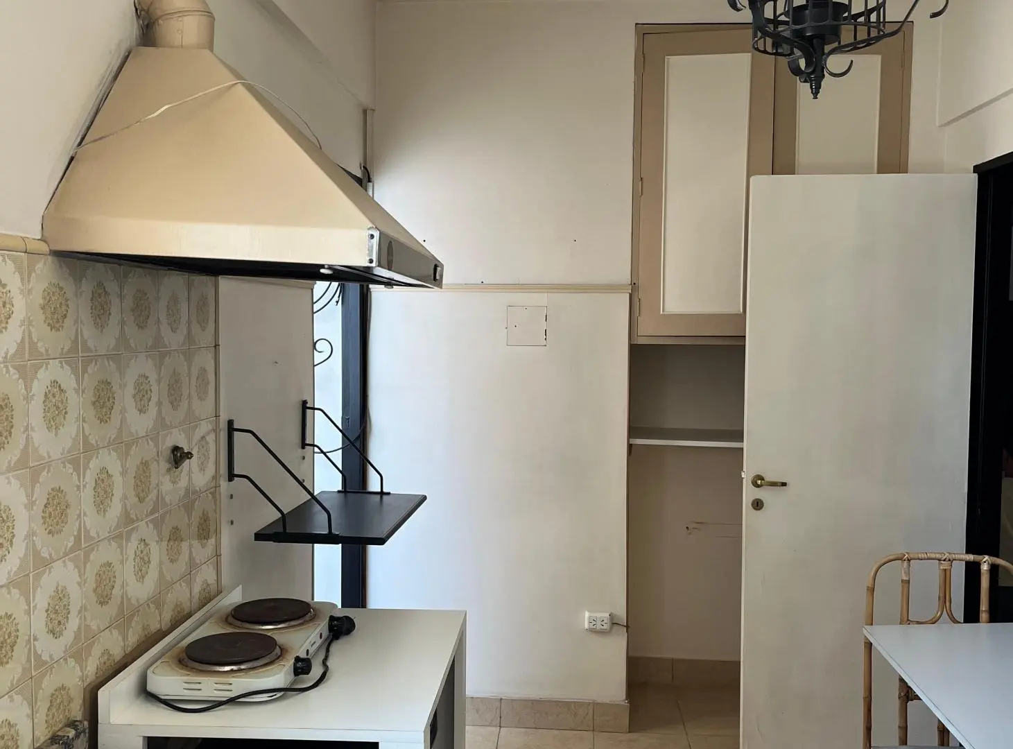 DPTO. 2 AMB. EN VENTA Y ALQUILER. CENTRICO. CON COCHERA INCLUIDA Y BALCON. RAMOS MEJIA 5
