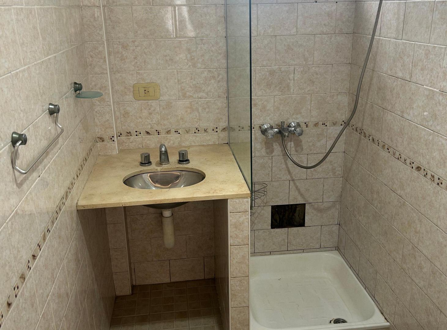 Foto de DPTO 2 AMB. EN VENTA. CON TERRAZA INDEPENDIENTE. BAJAS EXPENSAS, imagen 5