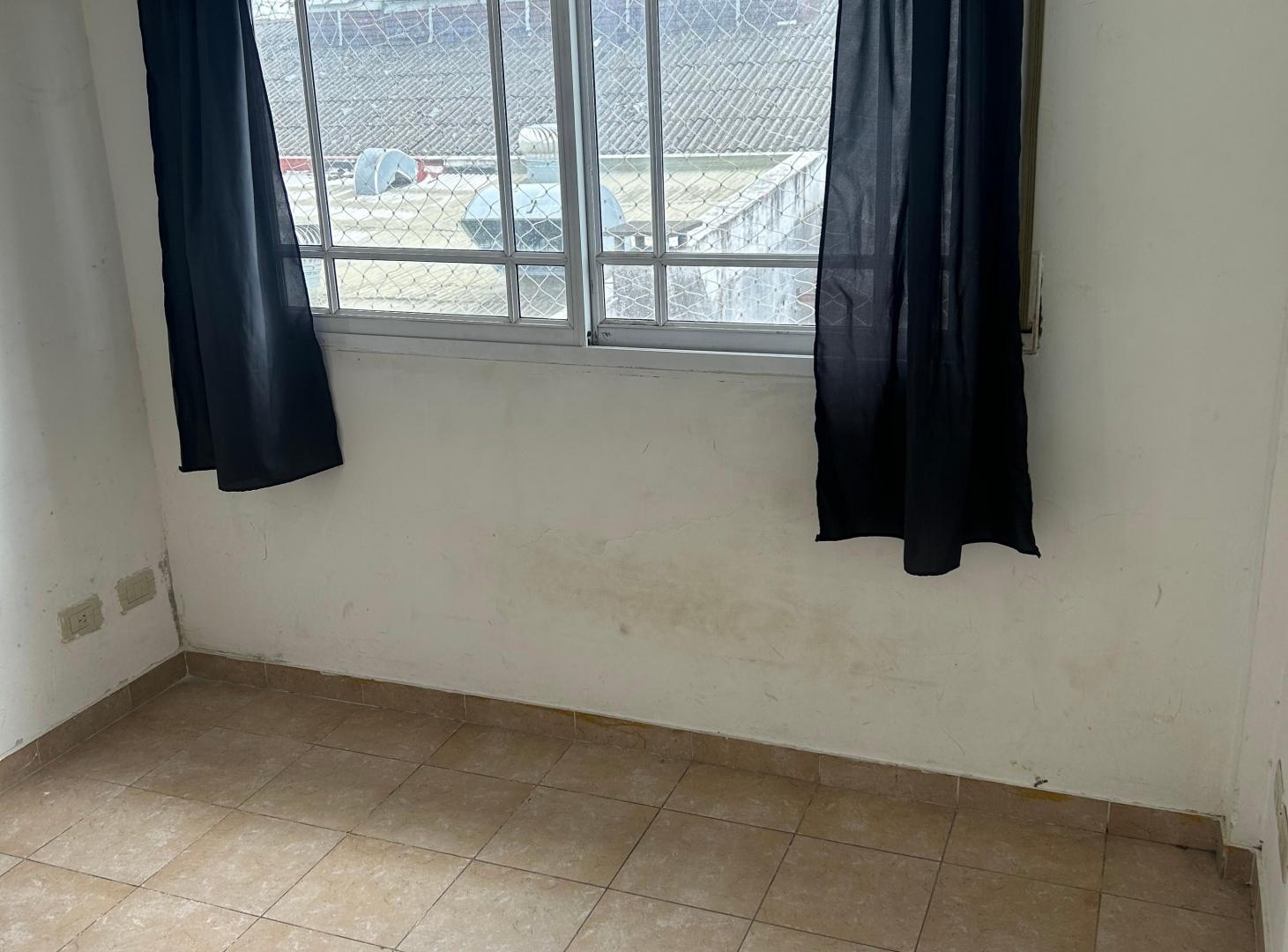Foto de DPTO 2 AMB. EN VENTA. CON TERRAZA INDEPENDIENTE. BAJAS EXPENSAS, imagen 4