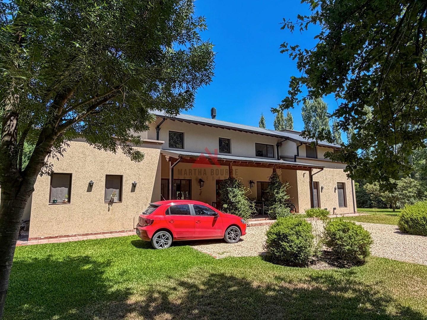Casa  en Venta en El Solar de Capilla, Exaltación de la Cruz, G.B.A. Zona Norte
