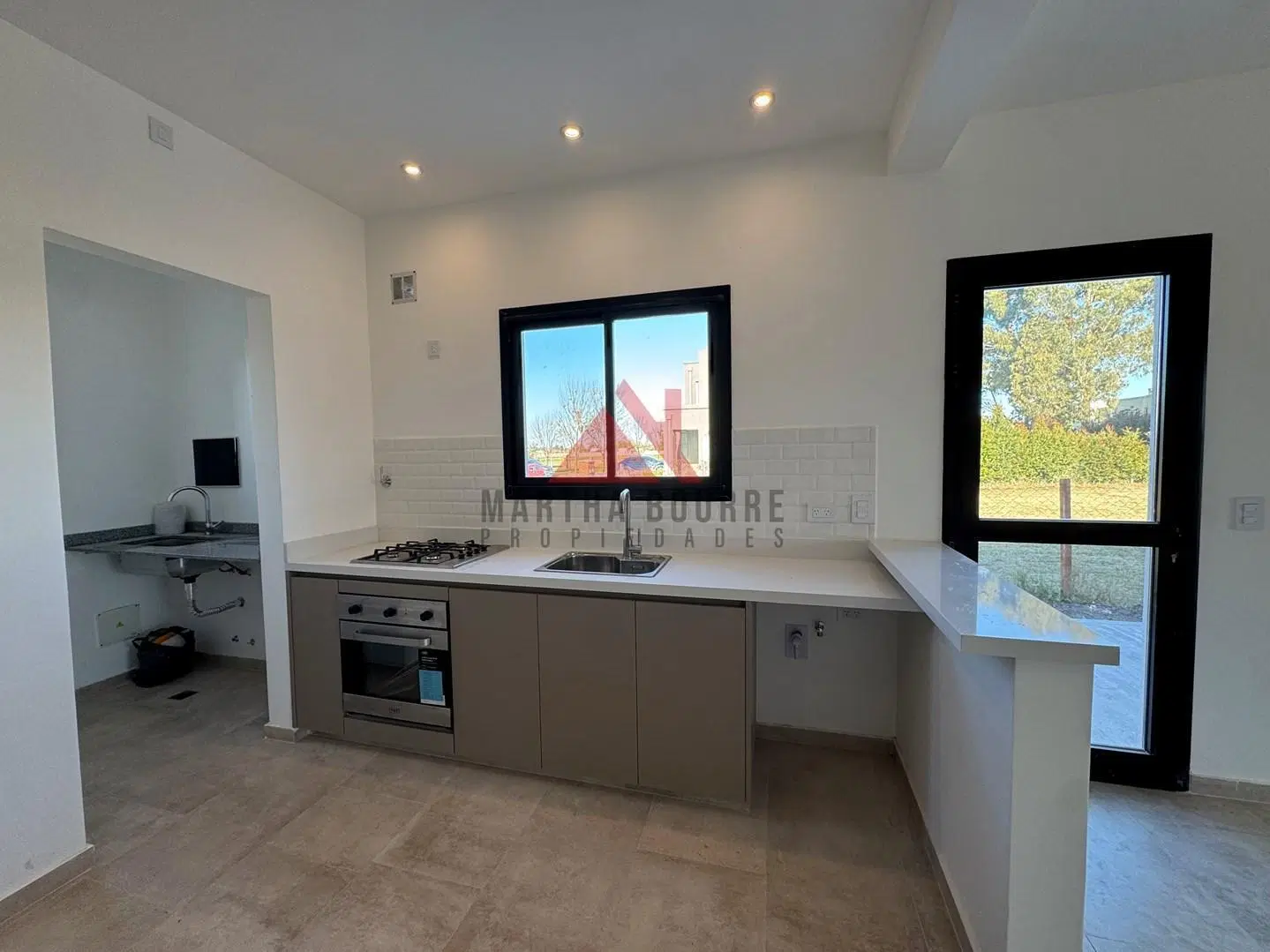 Casa  en Venta en Santo Tomas, Derqui, Pilar 5
