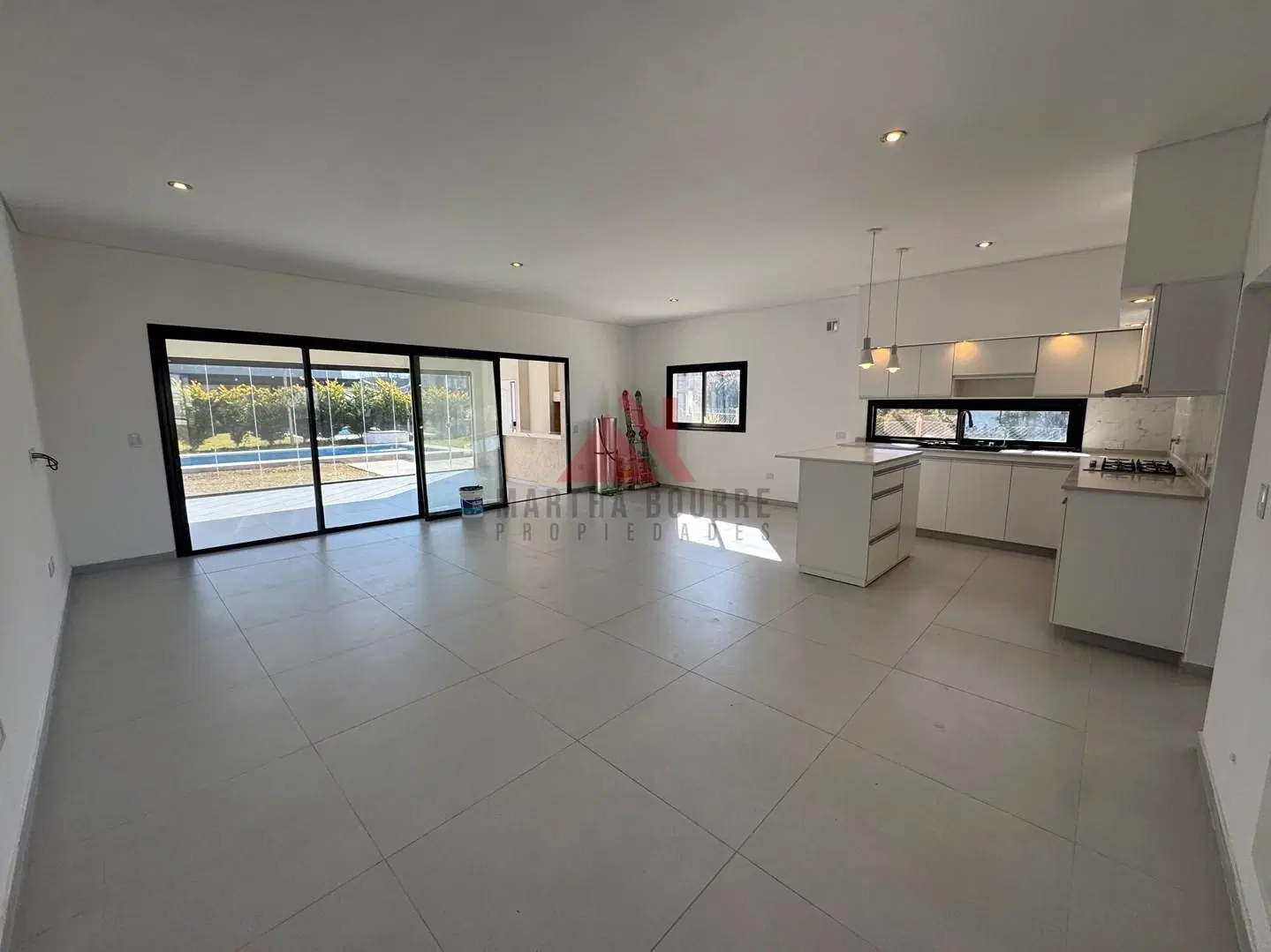 Casa  en Venta en Santo Tomas, Derqui, Pilar 8