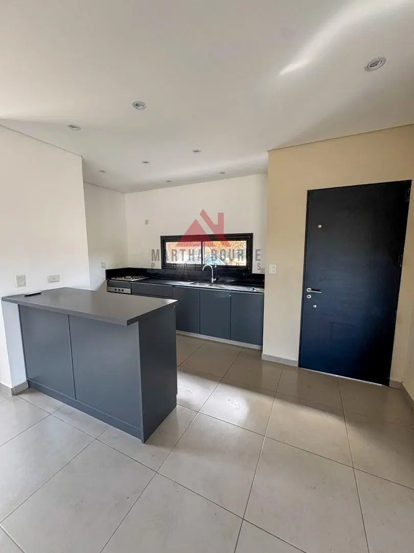 Casa  en Alquiler en San Ramiro, Pilar del Este, Pilar 3